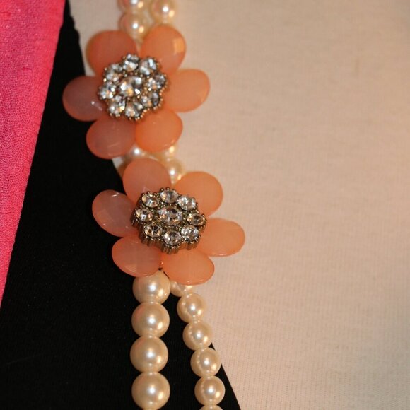 VCLM Faux Pearl Floral Rhinestones Fashion Necklace Double Strand 31" - Picture 3 of 7